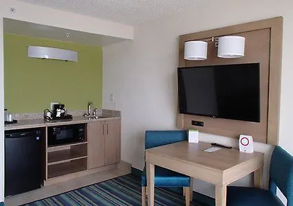 Hotel Comfort Suites Beachfront Virginia Beach